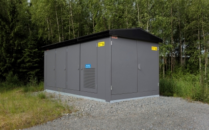 Elmo_puistomuuntamo_erotinasema_musta_Alfen_Elkamo